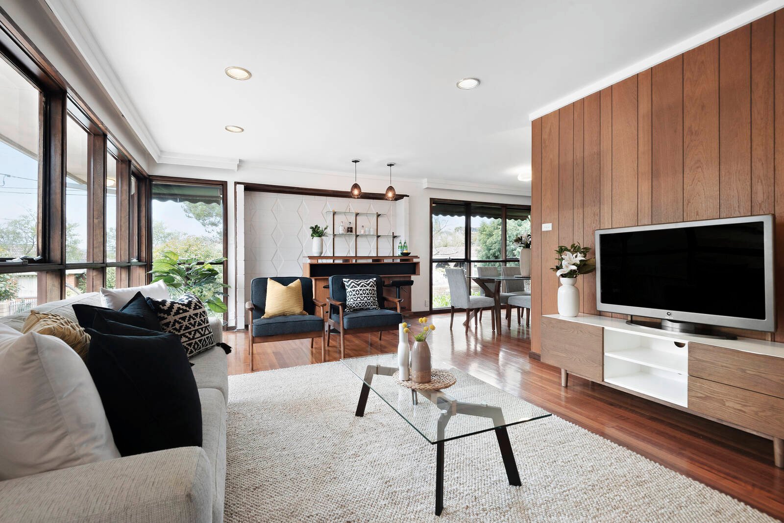 Property Gallery - Main Image