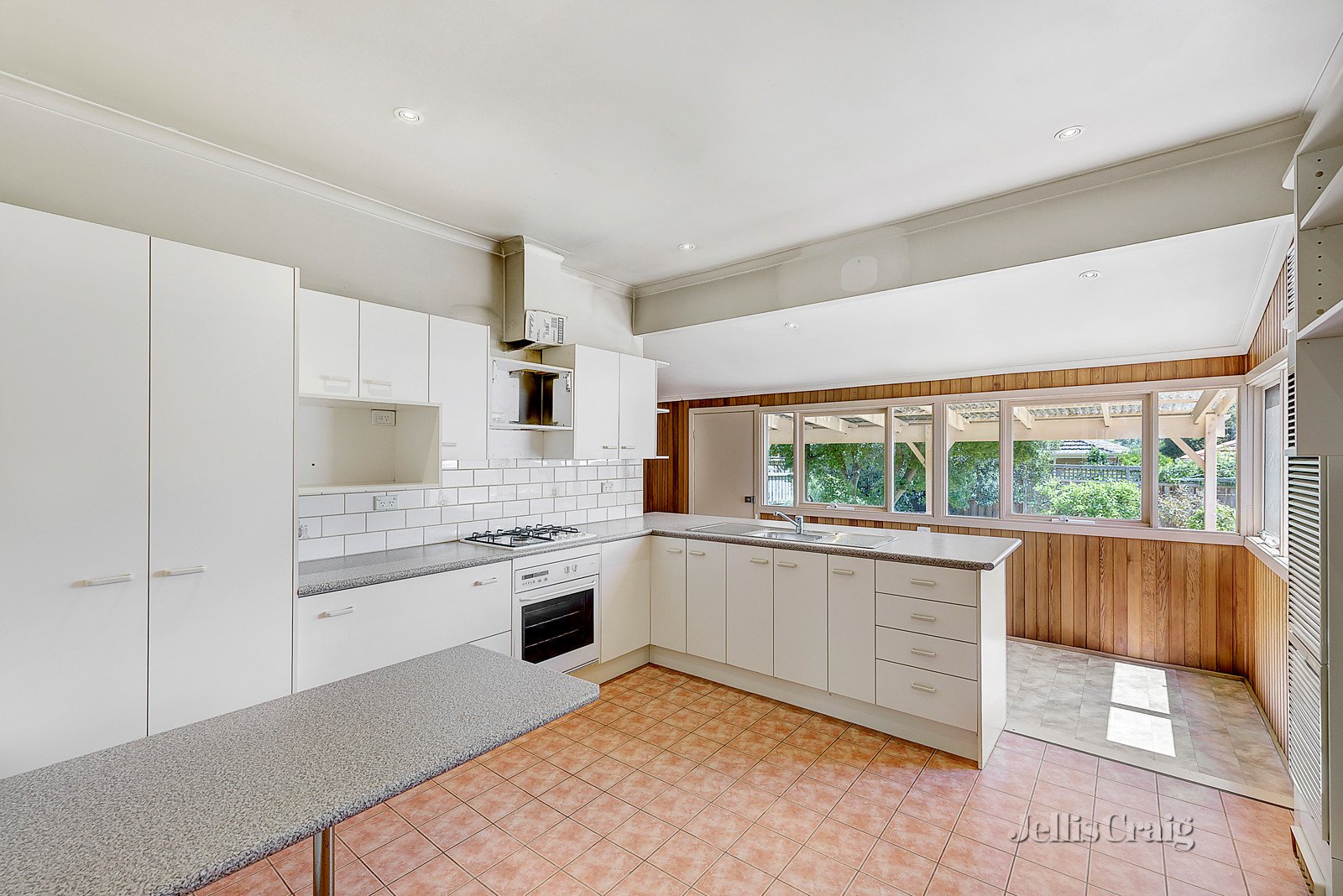 6 Menin Road, Nunawading image 3