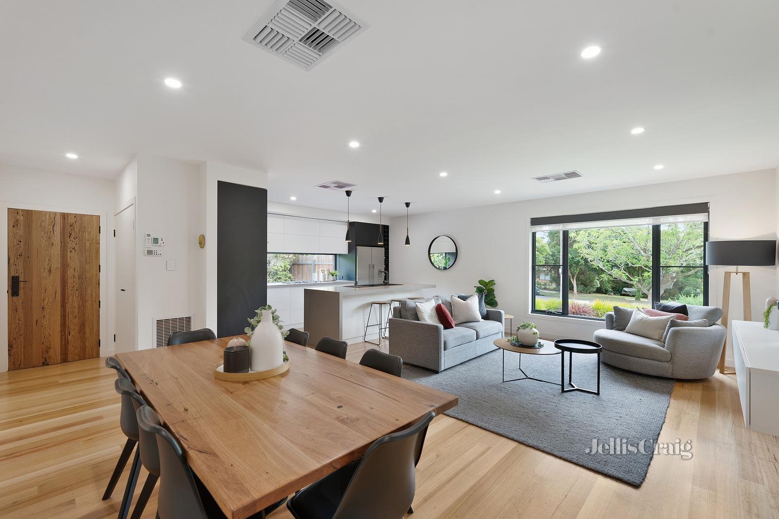 6 Meringer Court, Nunawading image 2