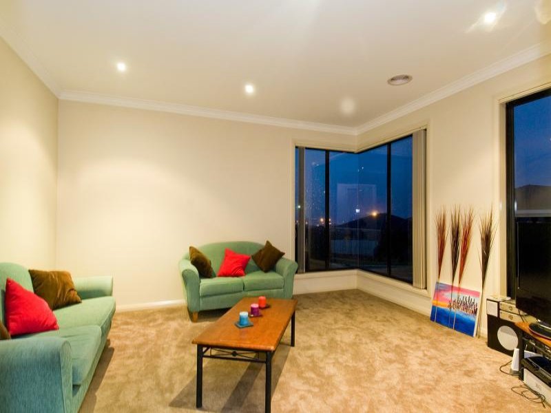 6 Merlot Street, Waurn Ponds image 5