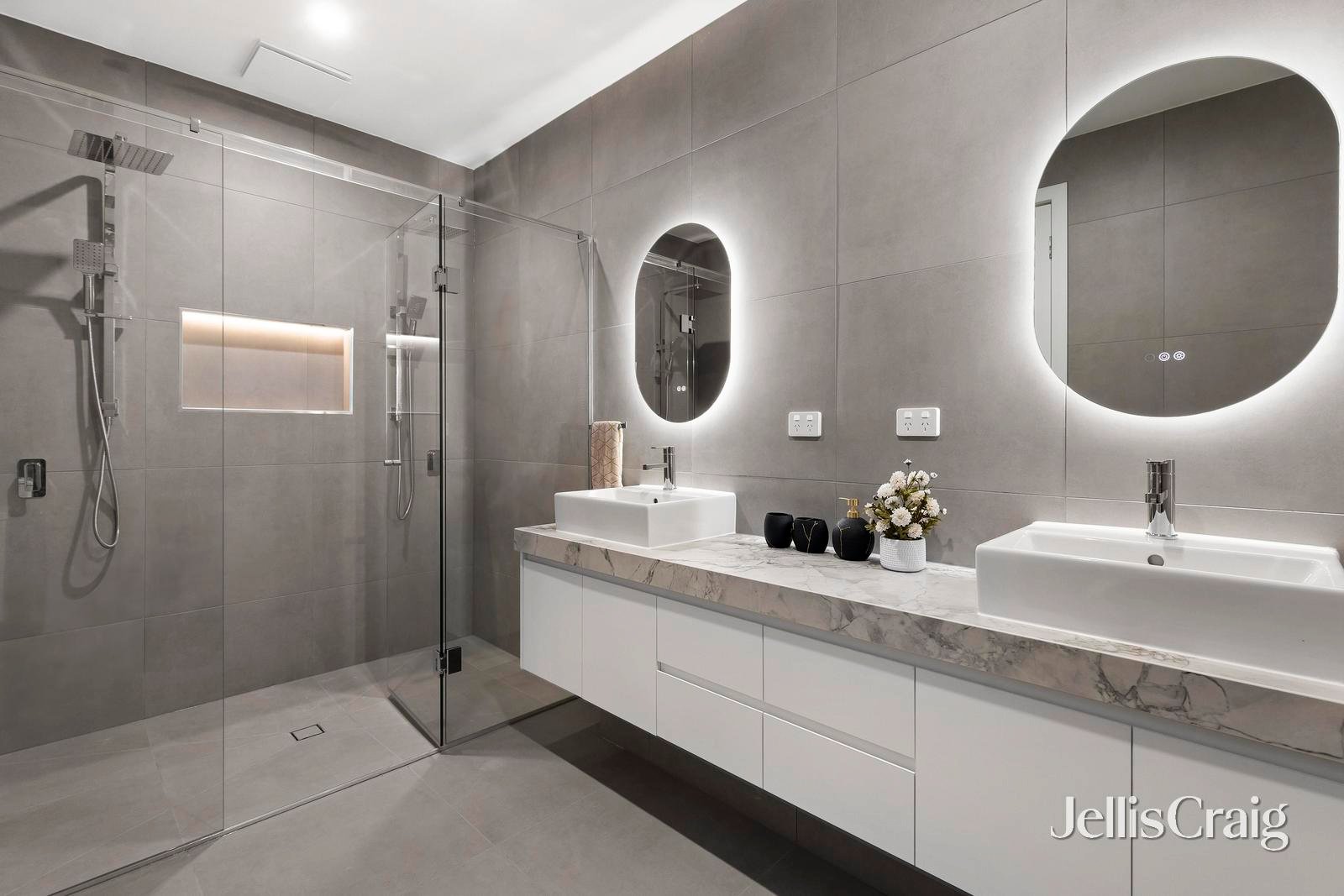 6 Milan Street, Doncaster&nbsp;East image 10