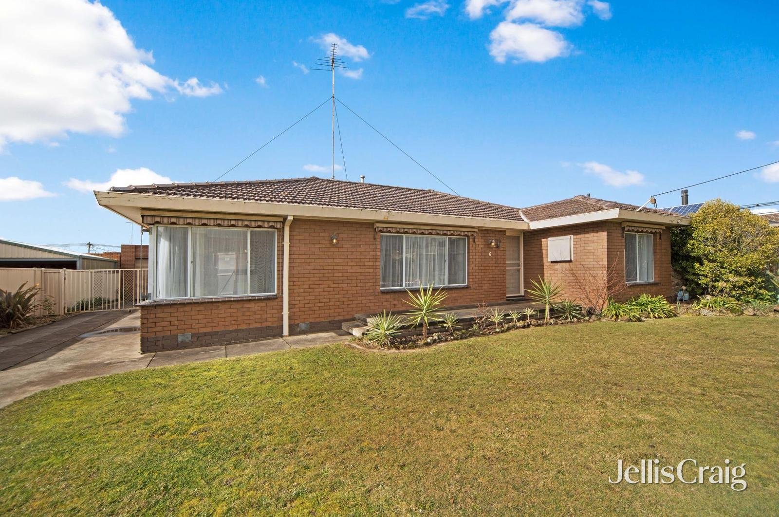 6 Mimosa Avenue, Alfredton image 2
