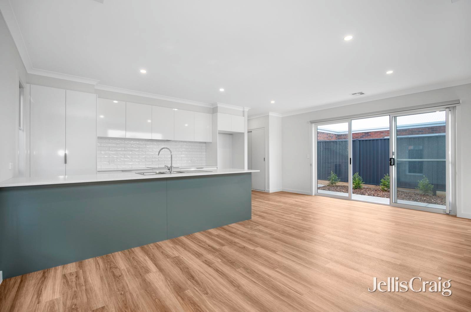 6 Miners Crescent, Ballarat&nbsp;East image 3