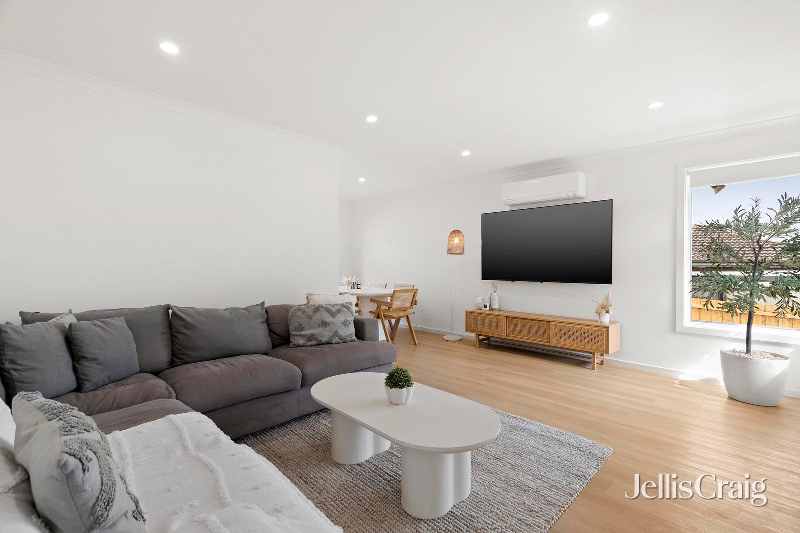 6 Monomeith Street, Mooroolbark image 2