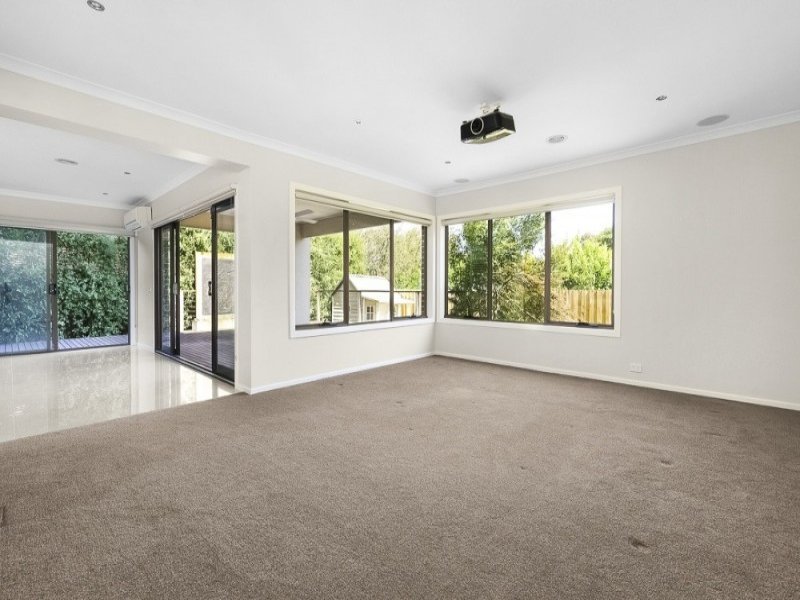 6 Moody Street, Balwyn North image 3