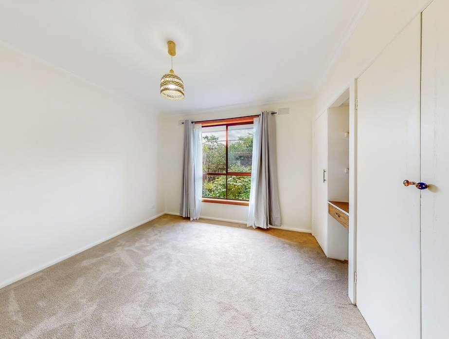 6 Moray Street, Bentleigh East image 6