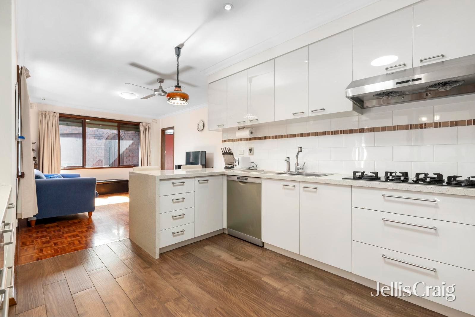 6 Morgan Close, Glen&nbsp;Waverley image 3