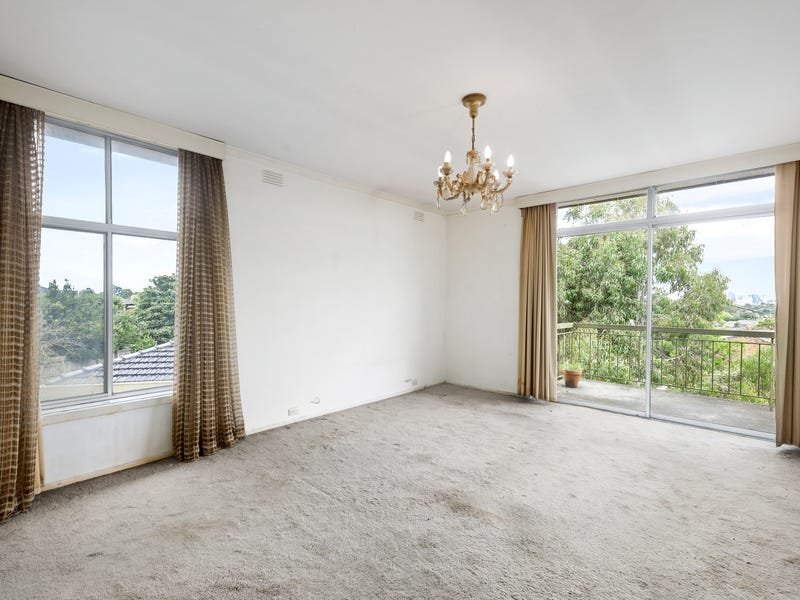 Property Gallery Thumbnail 3