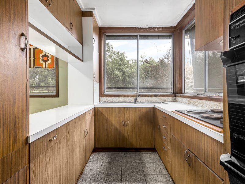 Property Gallery Thumbnail 6
