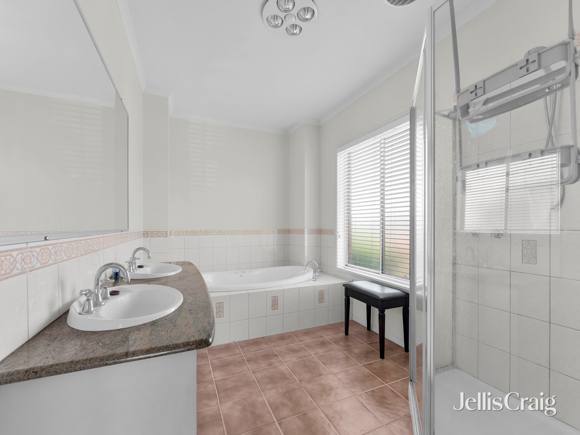 6 Mount Pleasant Drive, Mount&nbsp;Waverley image 9