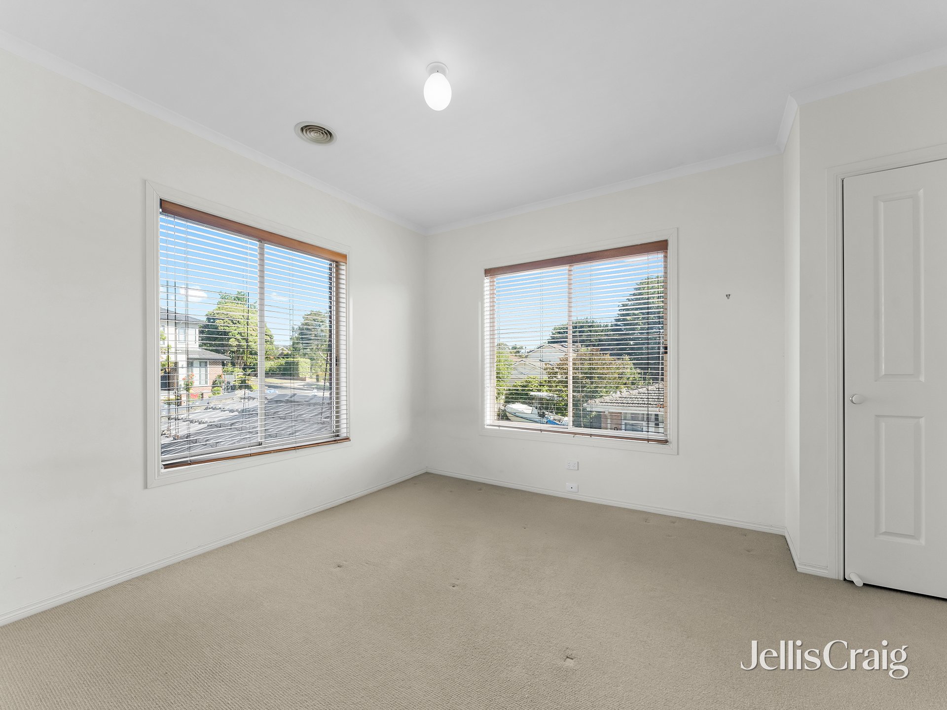 6 Mount Pleasant Drive, Mount&nbsp;Waverley image 7