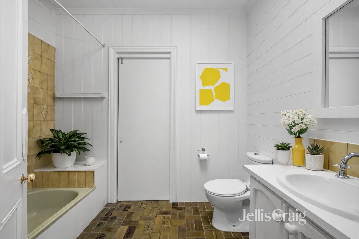 6 Mt Pleasant Grove, Armadale image 6