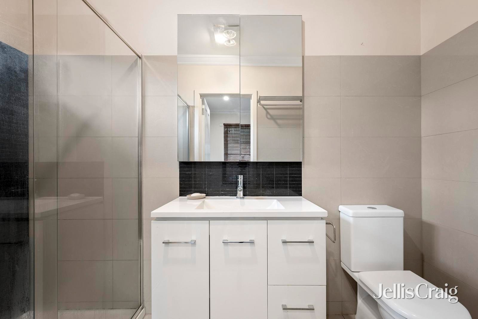 6 Munro Avenue, Lilydale image 12
