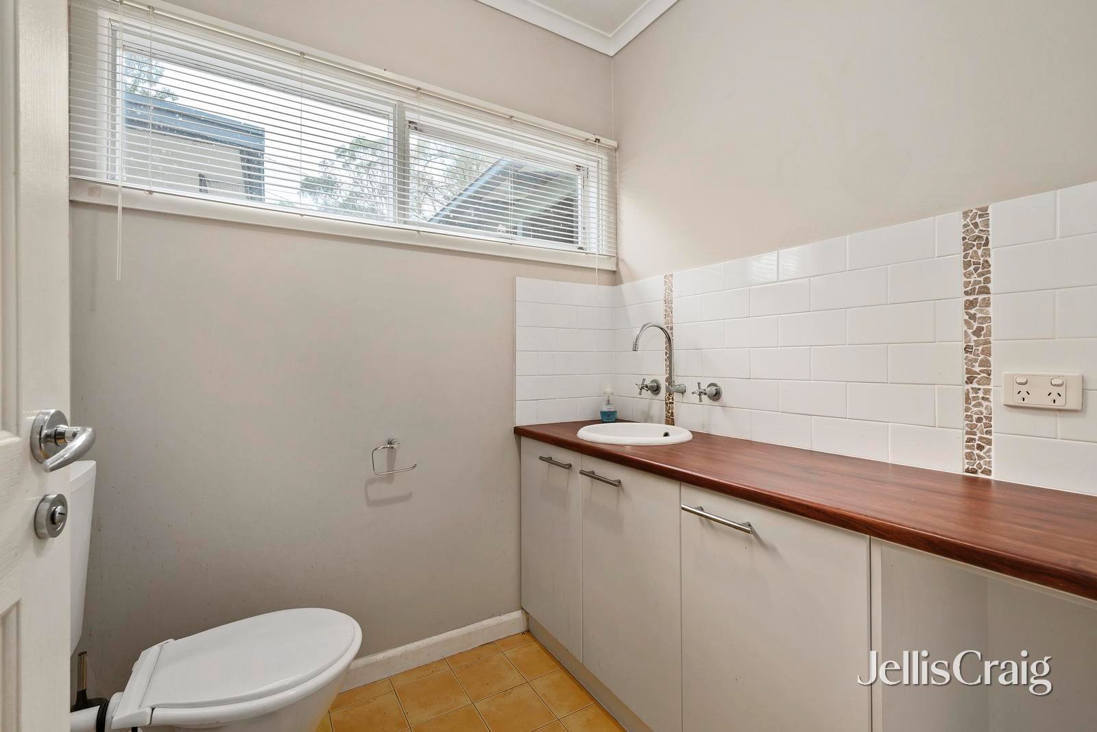 6 Munro Avenue, Lilydale image 16