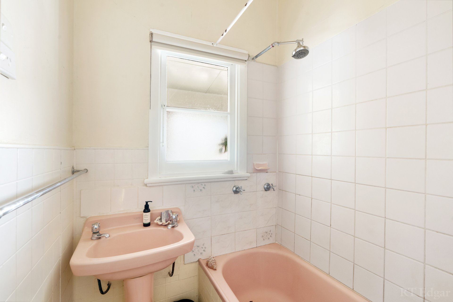 Property Gallery Thumbnail 9