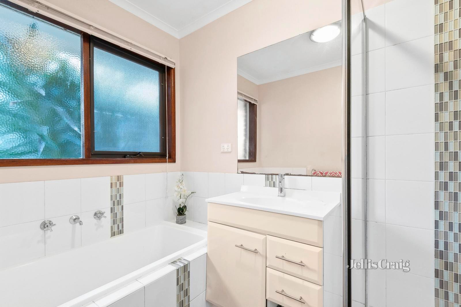 6 Nambrok Court, Grovedale image 12