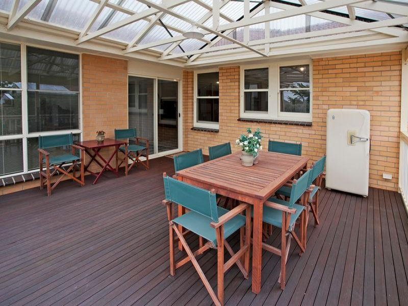 6 Neiley Street, Newtown image 2