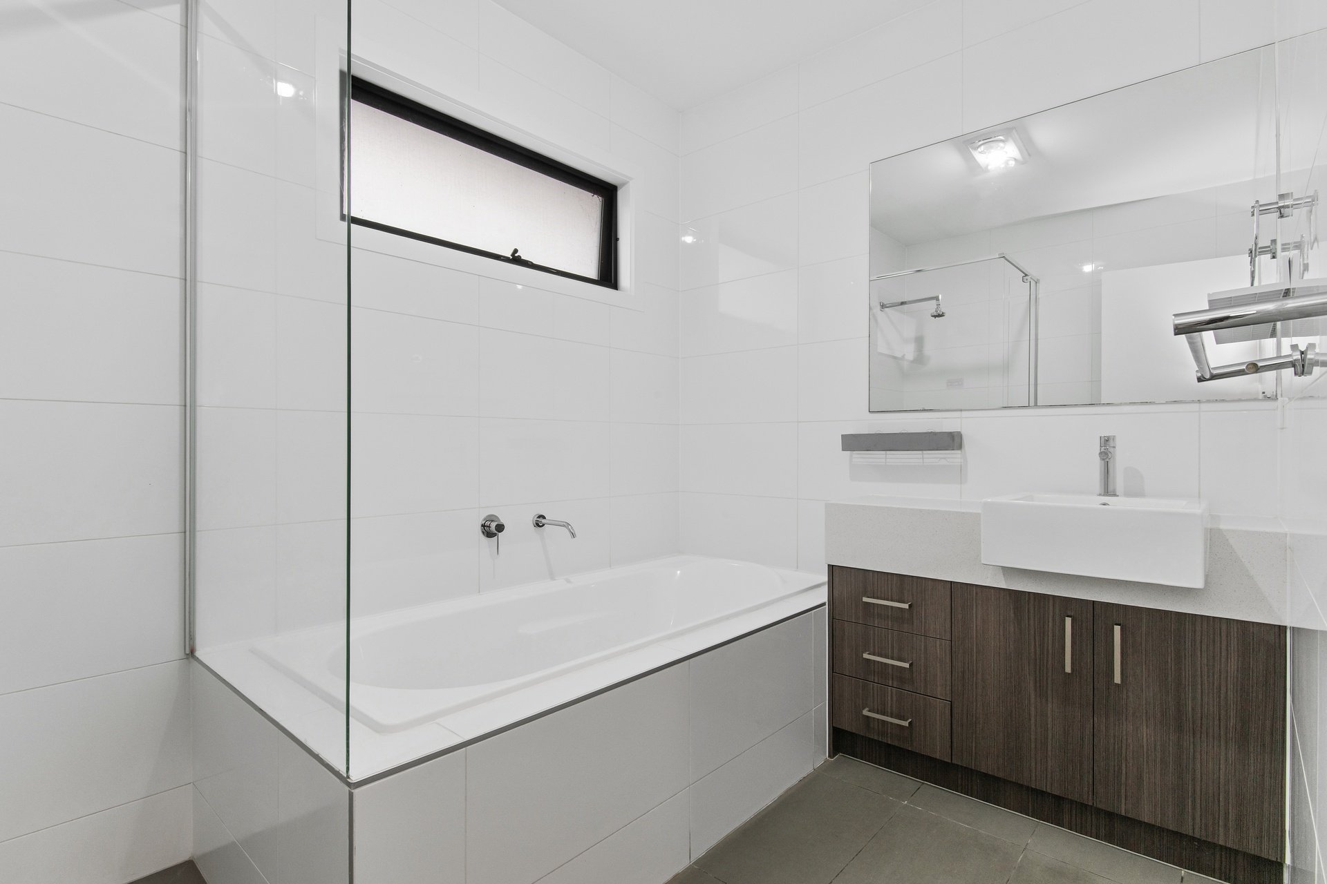 6 Newhaven Lane, Croydon image 6