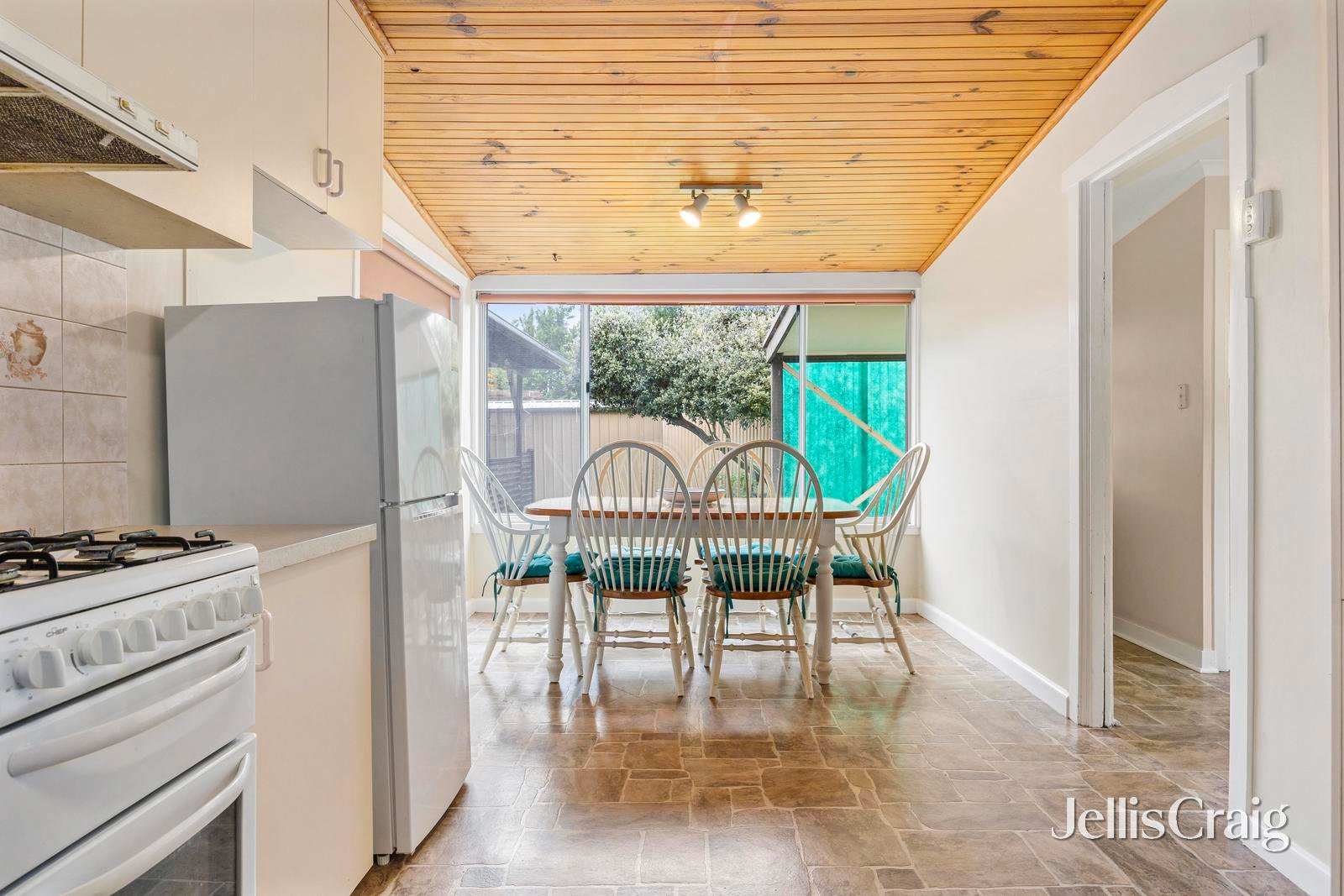 6 Nightingale Street, Newington image 6