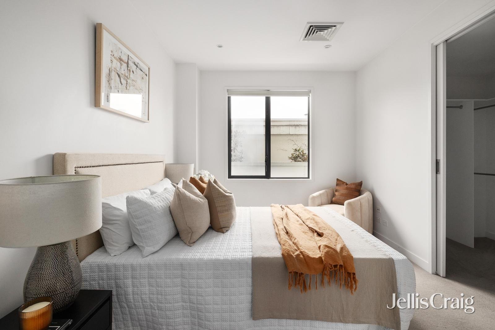 6 Norfolk Place, Malvern image 6