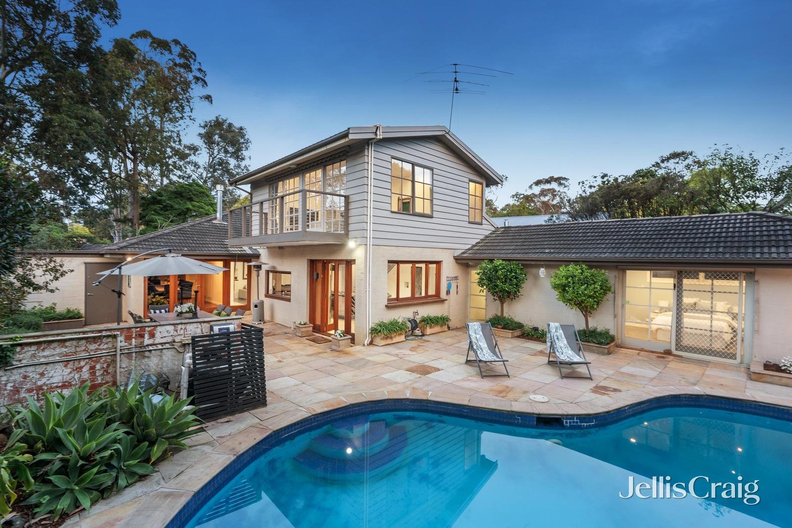 6 Norris Court, Blackburn image 20