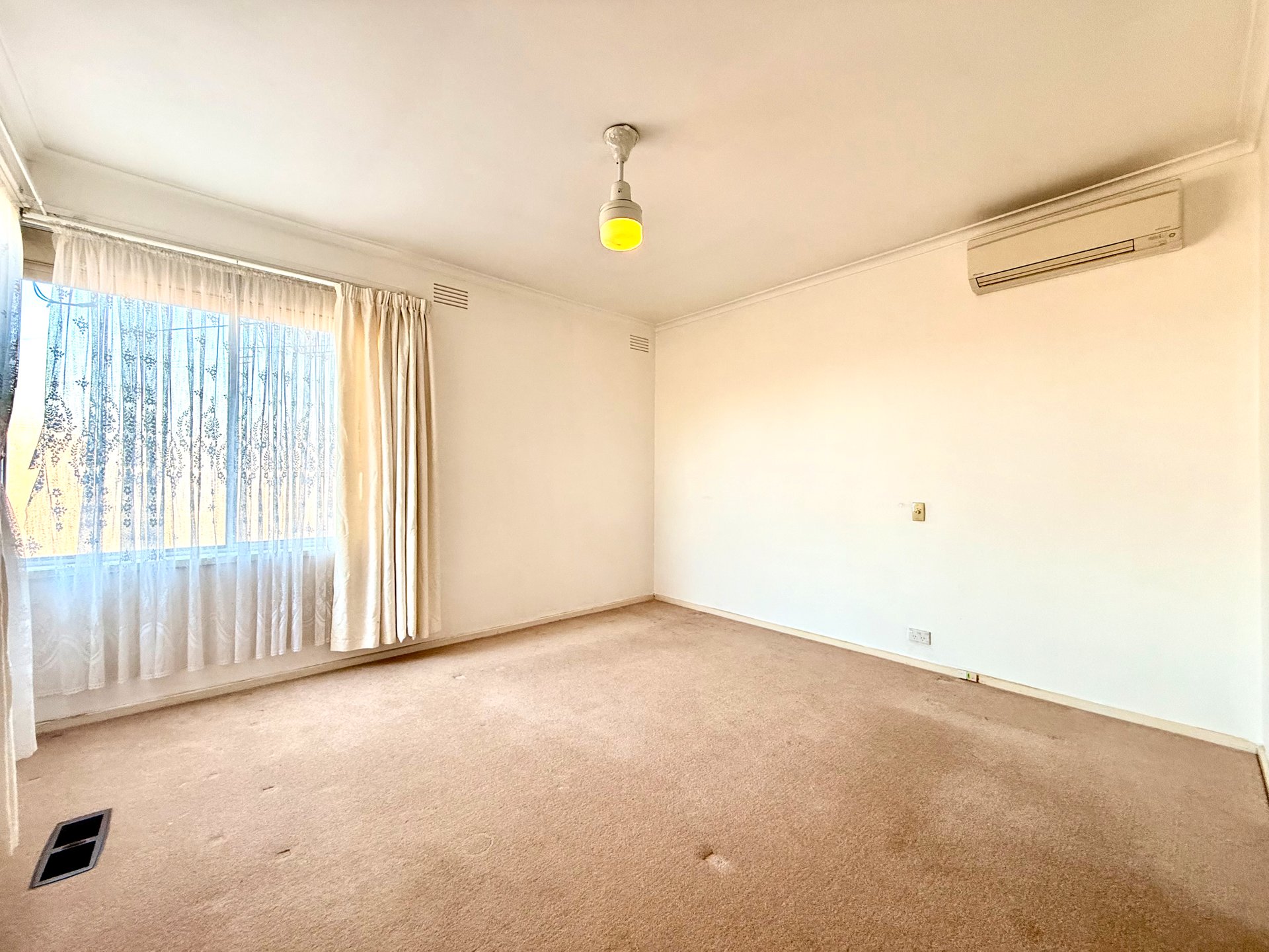 6 Old Orchard Way, Doncaster image 6