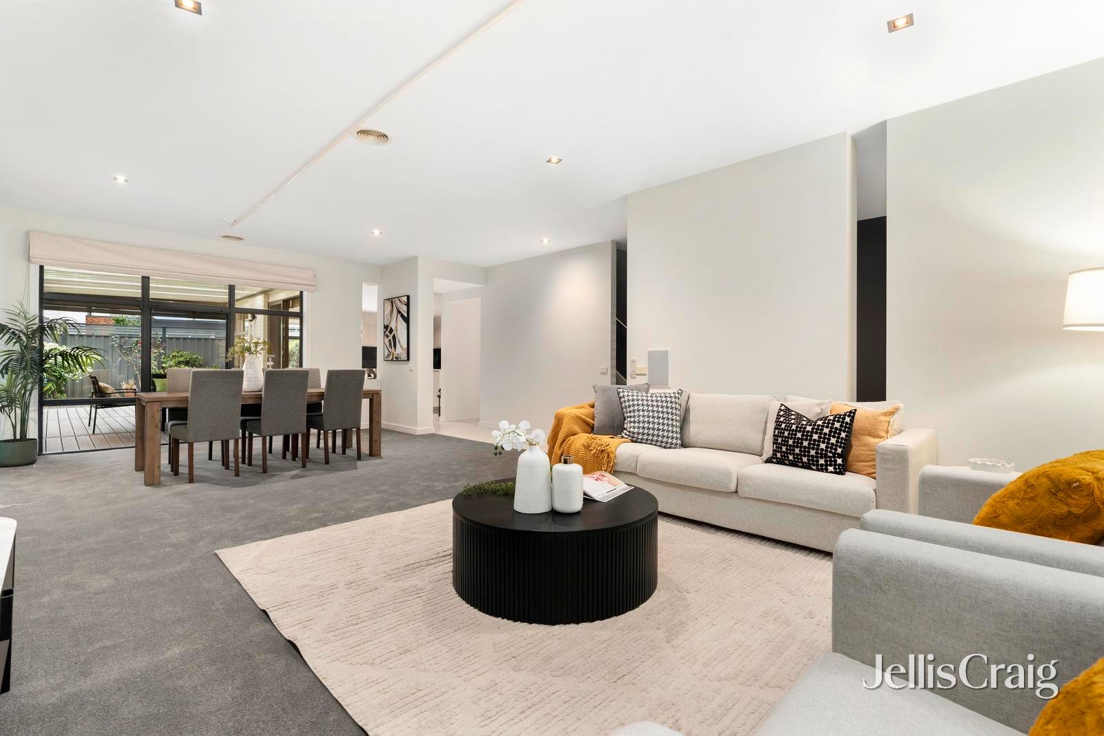 6 Old Trafford Way, Mulgrave image 3