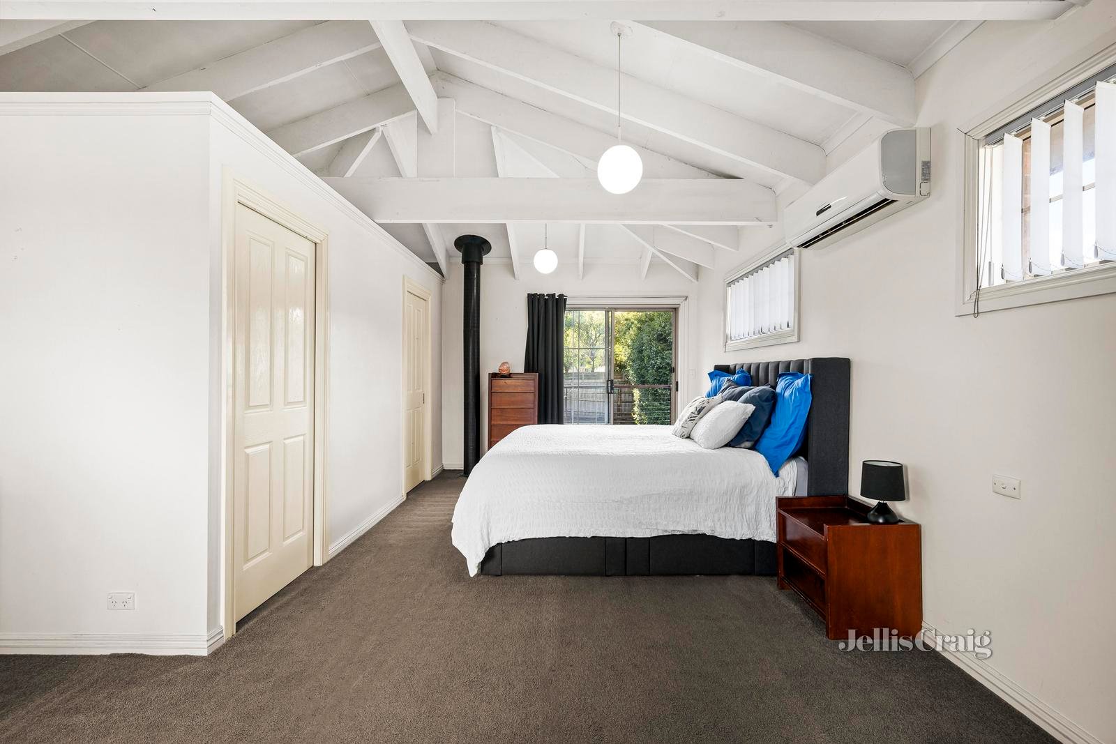 6 Olsen Close, Mooroolbark image 7