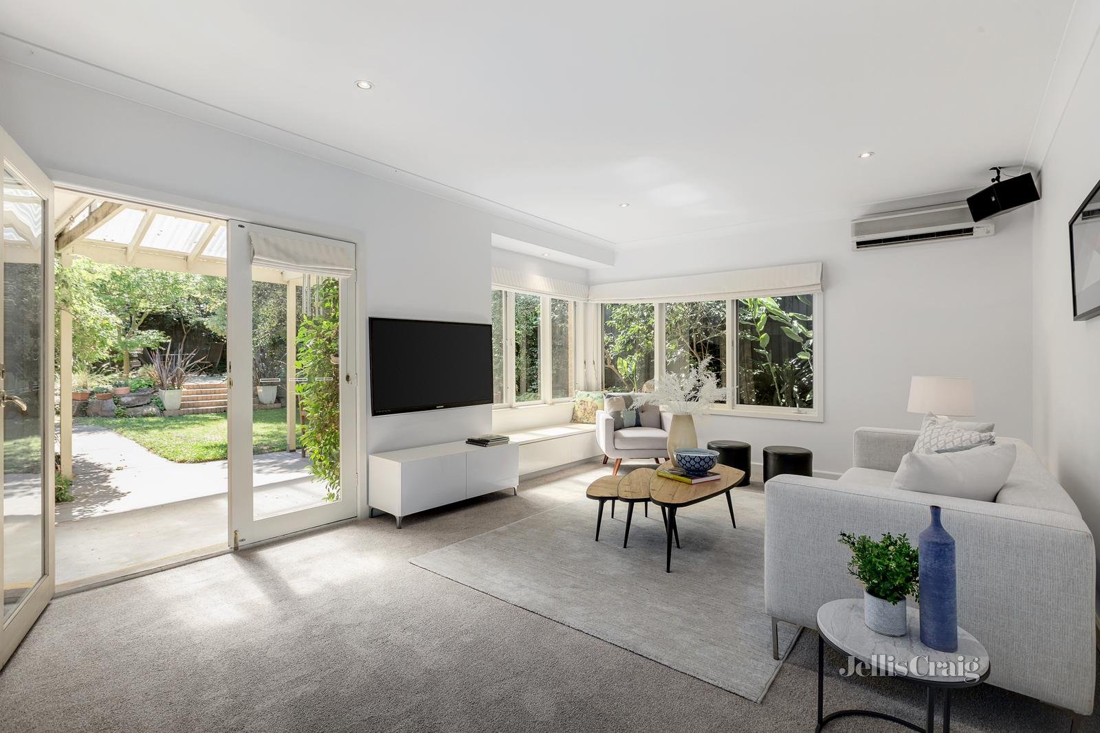 6 Olyve Court, Surrey Hills image 6