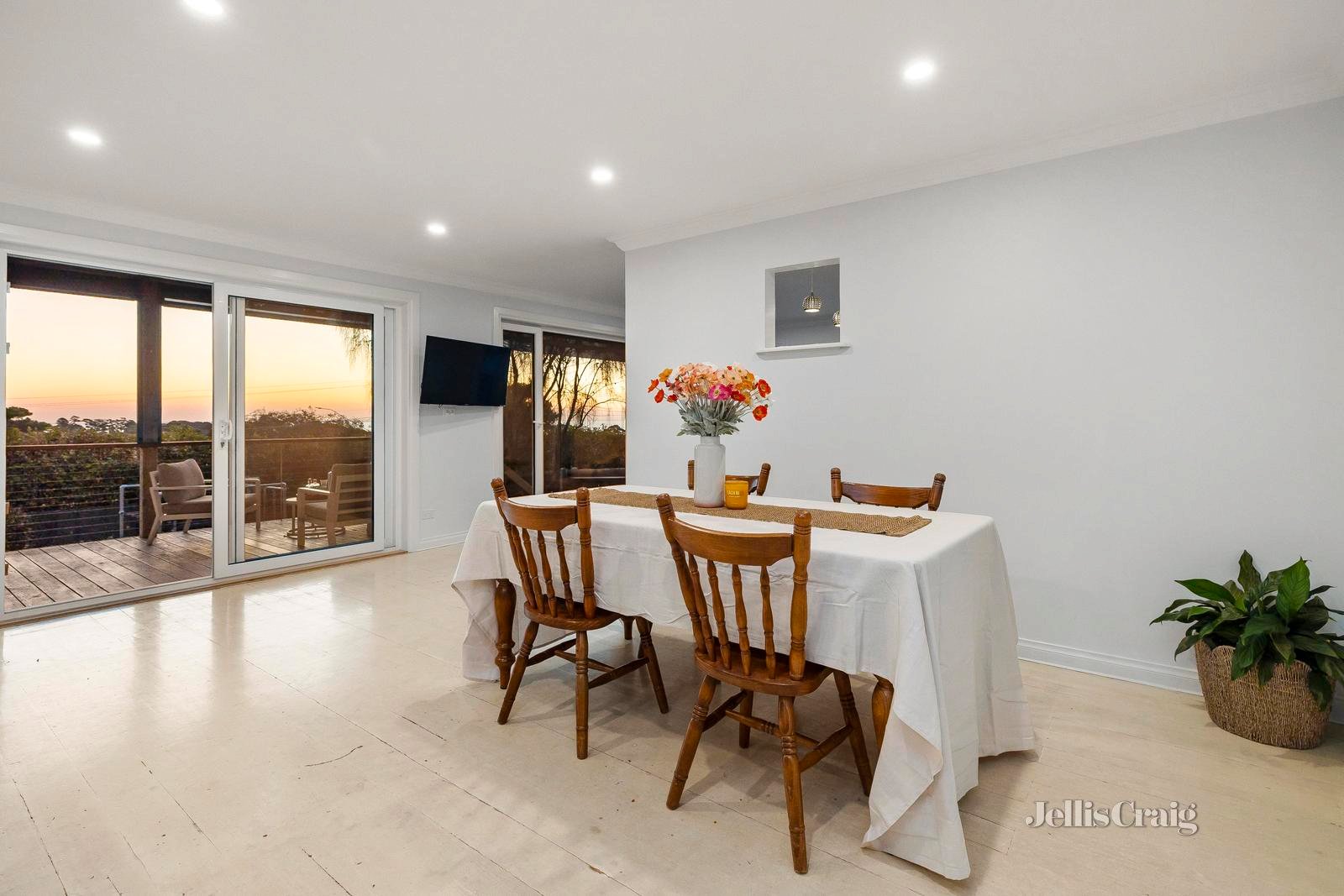 6 Orana Drive, Mount Martha image 5