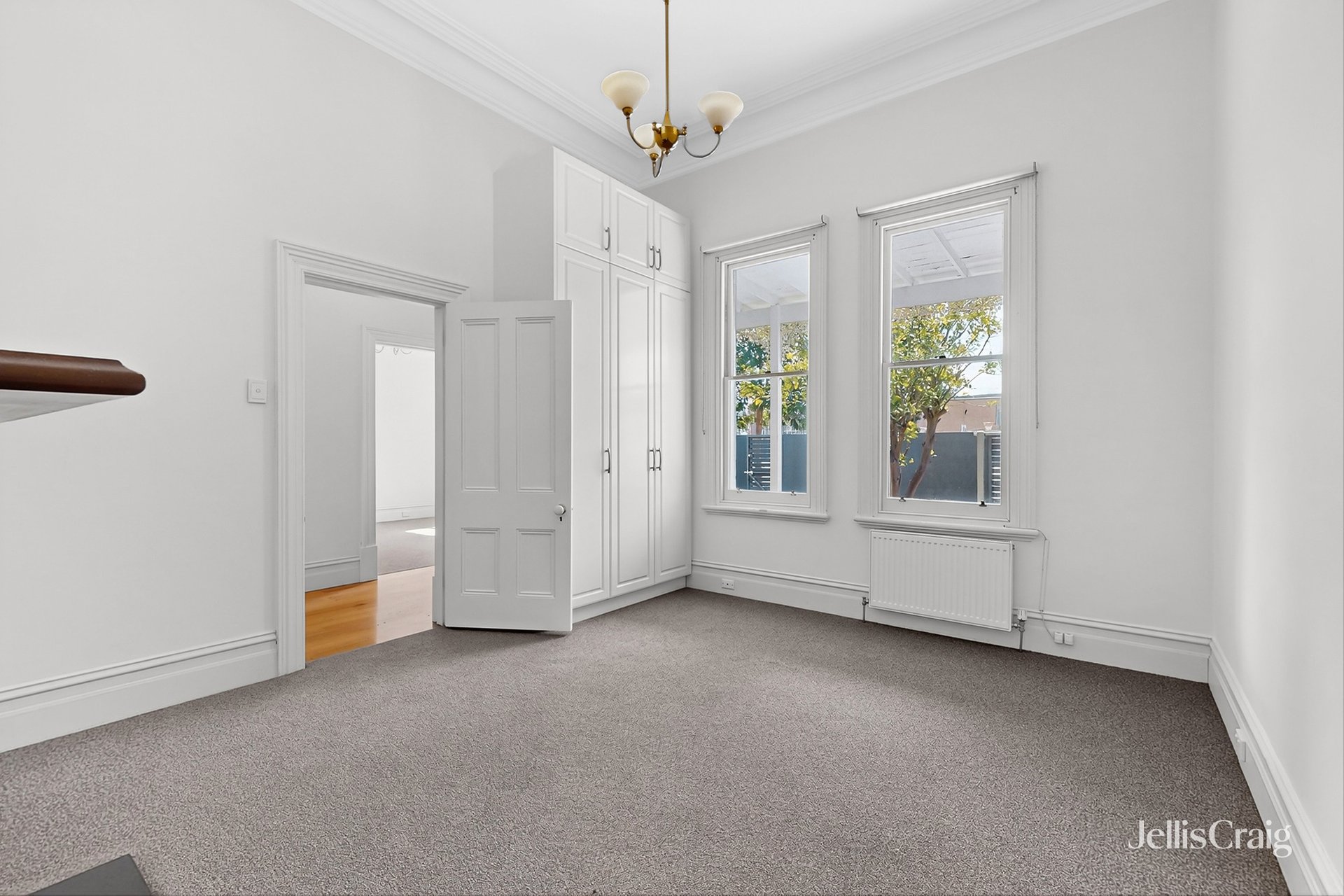 6 Osborne Close, Brighton image 7