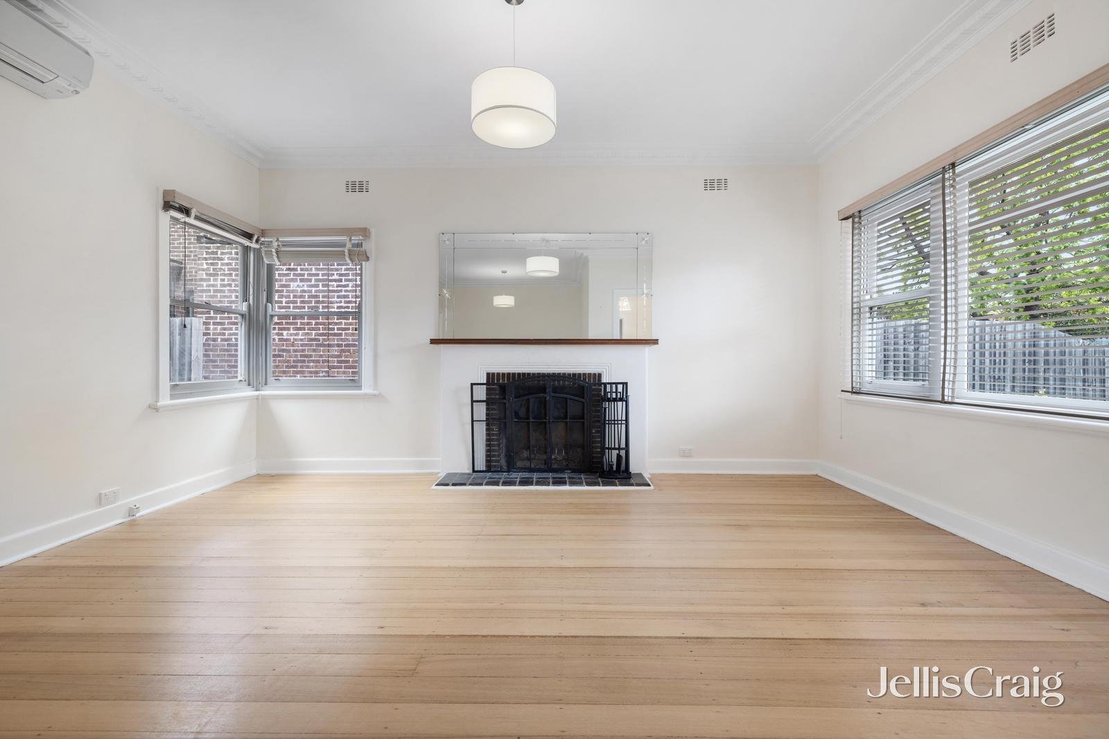 6 Packham Street, Box Hill North image 3