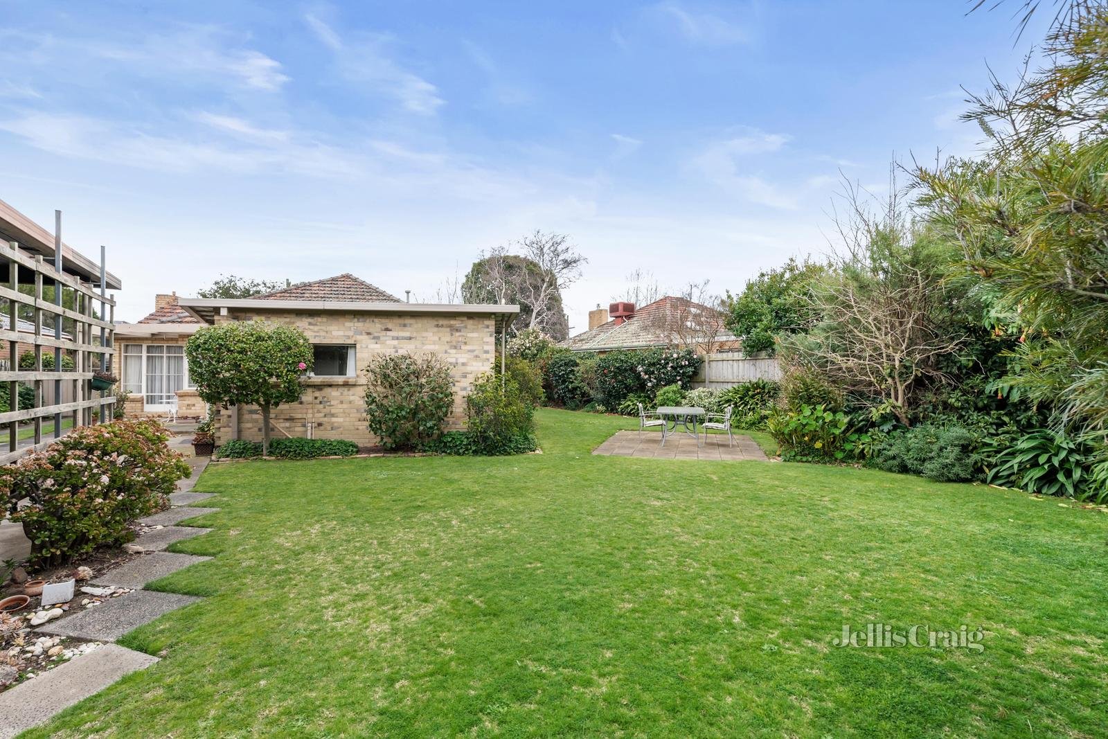 6 Park Lane, Mount Waverley image 7