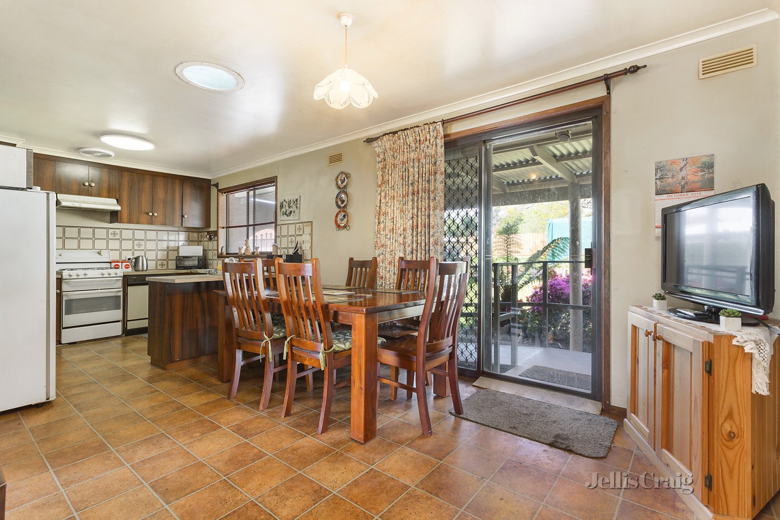 6 Park Street, Trentham image 4