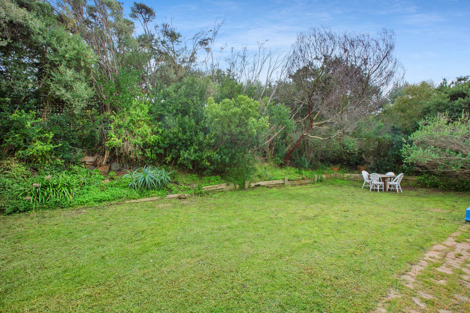 Property Gallery Thumbnail 11