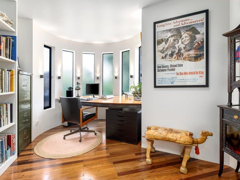 Property Gallery Thumbnail 6