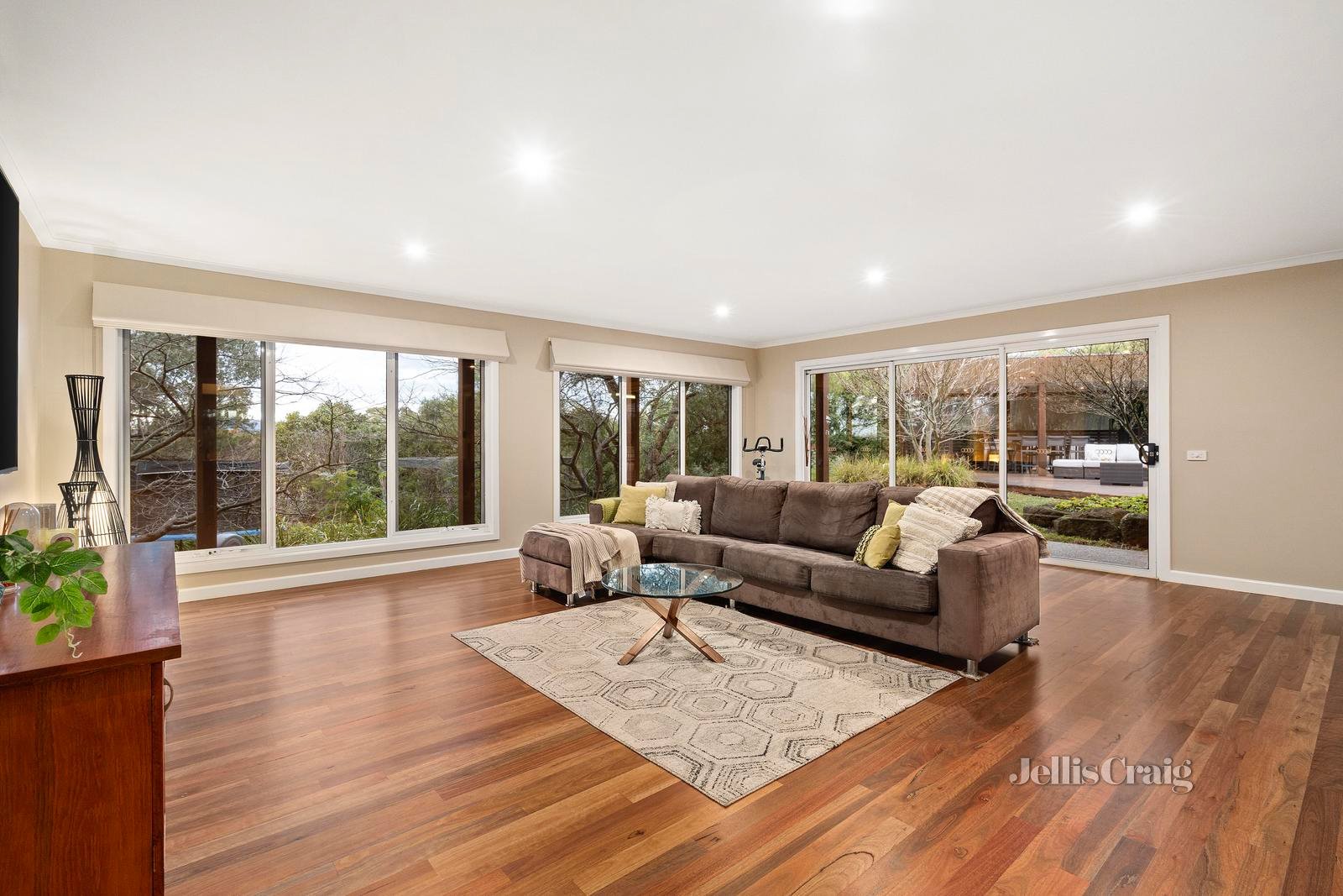 6 Paynters Road, Wonga Park image 6