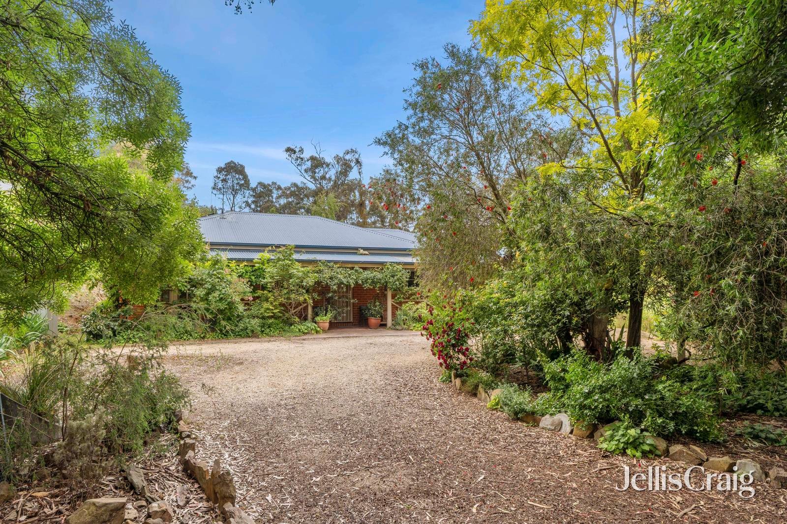 6 Penhallurick Street, Campbells Creek image 1