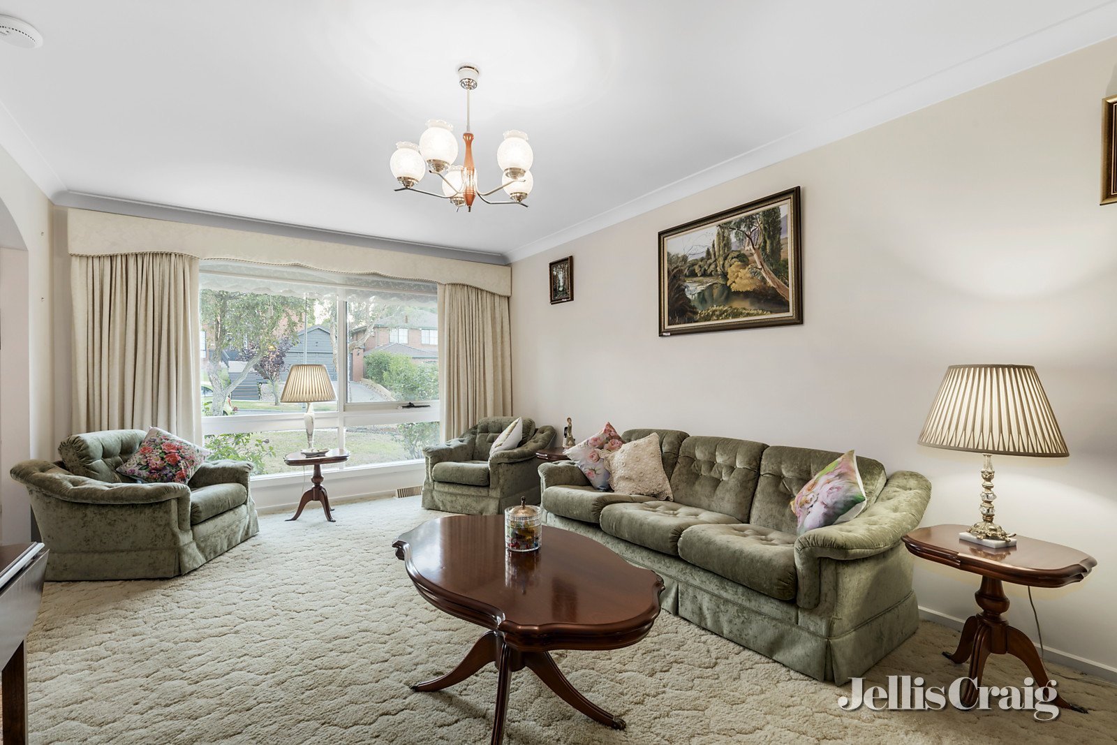 6 Pentland Court, Glen Waverley image 5