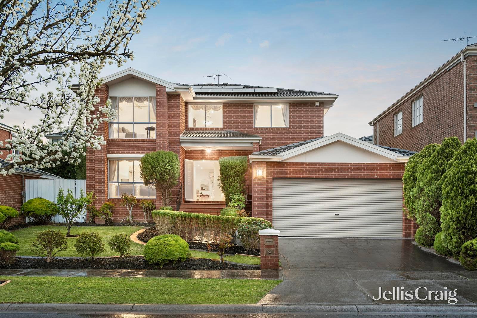 6 Pilbara Mews, Bulleen image 1