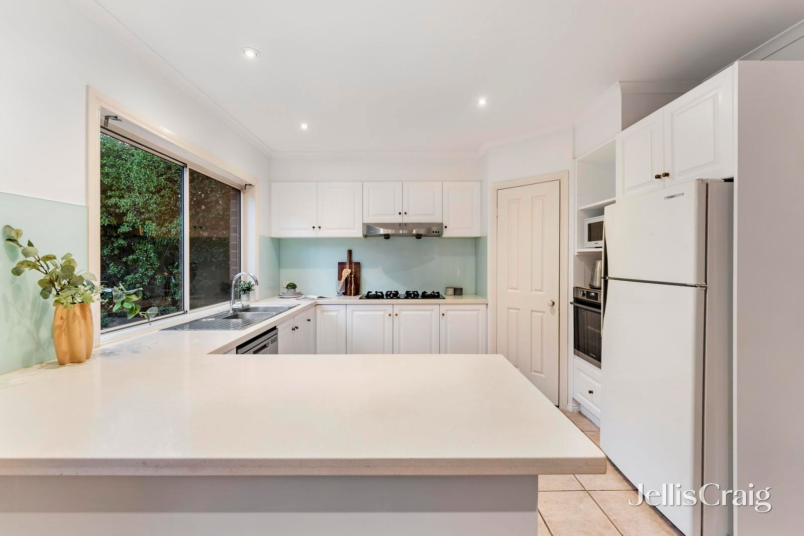 6 Pilbara Mews, Bulleen image 7