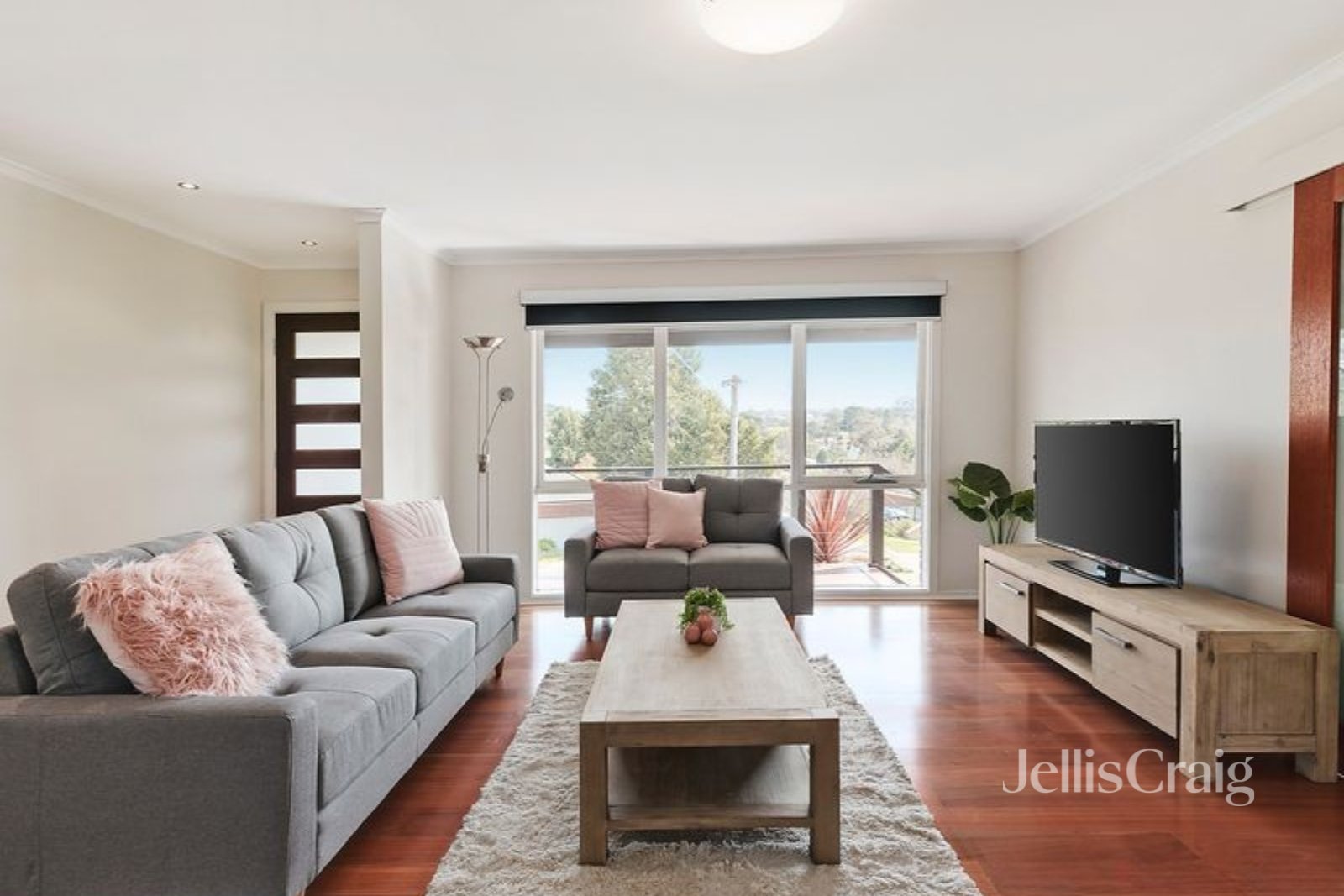 6 Pinjarra Court, Diamond&nbsp;Creek image 2