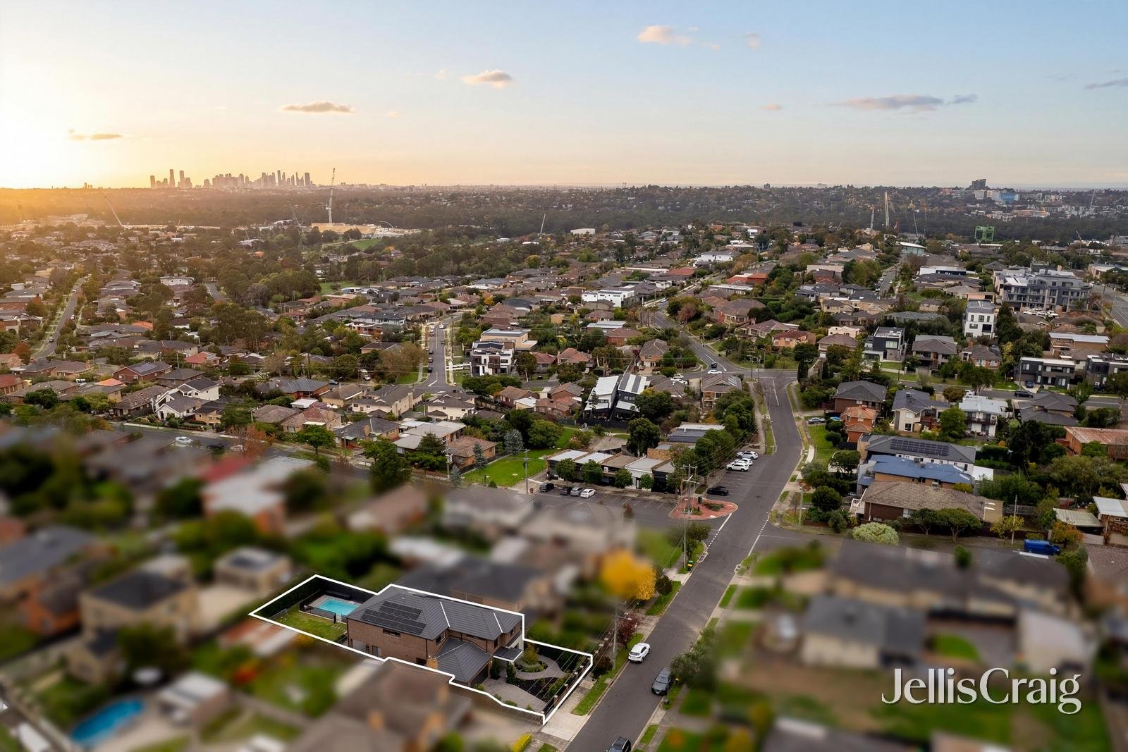 6 Pinnacle Crescent, Bulleen image 15