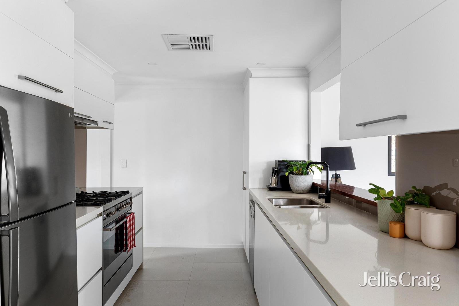 6 Price Court, Diamond&nbsp;Creek image 5