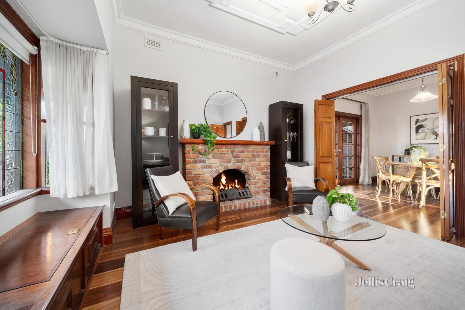 6 Quarry Road, Mitcham image 2