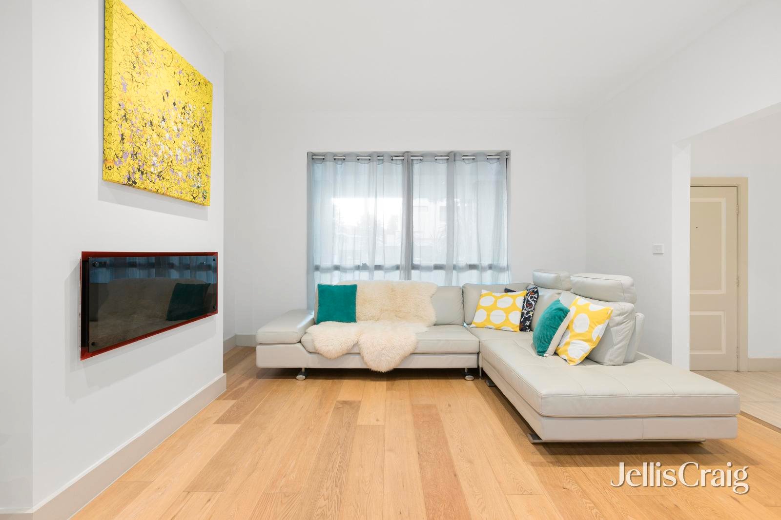 6 Raphael Street, Caulfield&nbsp;North image 2