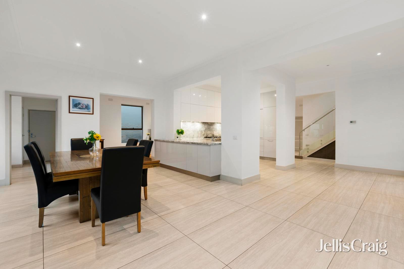 6 Raphael Street, Caulfield&nbsp;North image 6