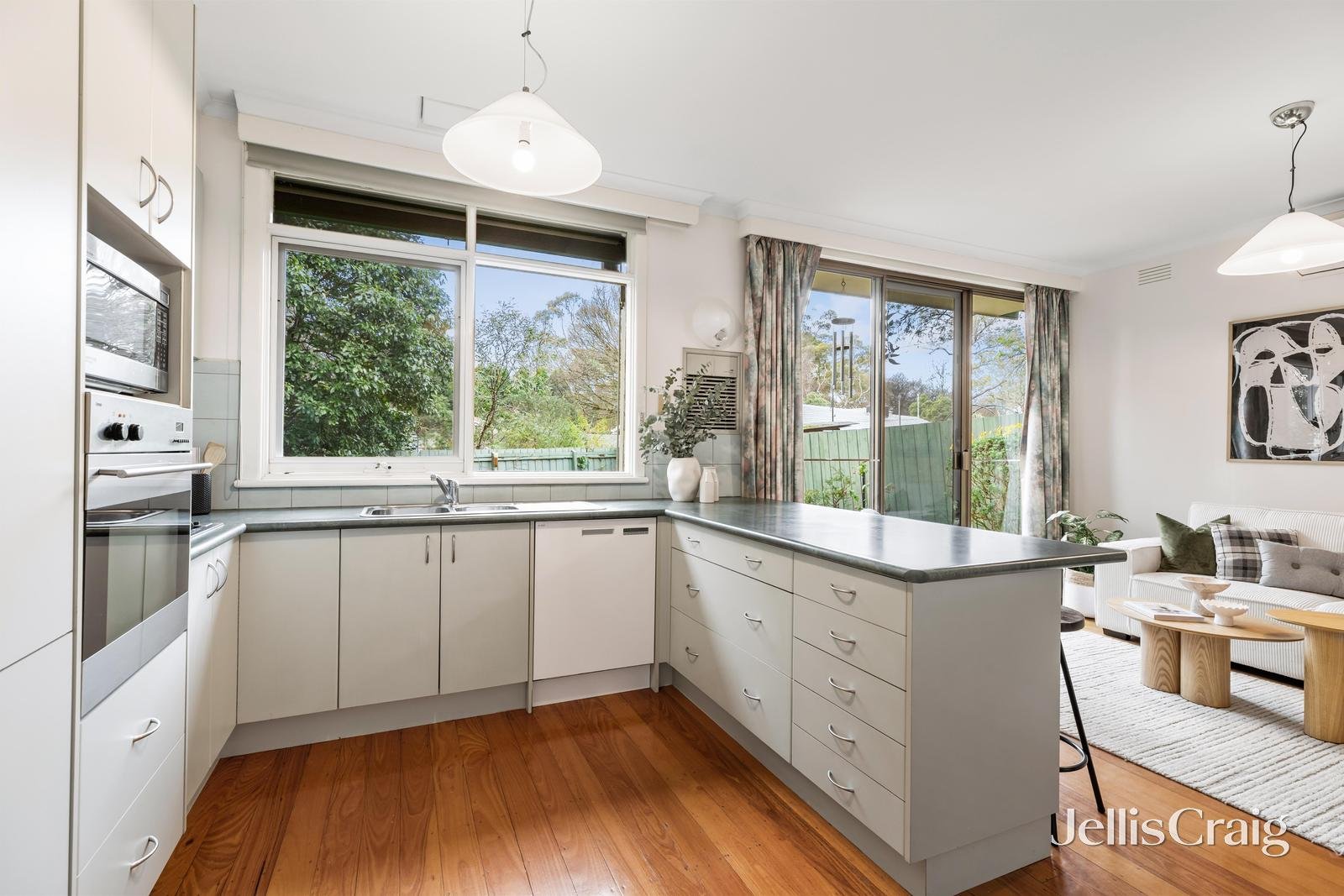 6 Ravenswood Court, Nunawading image 6