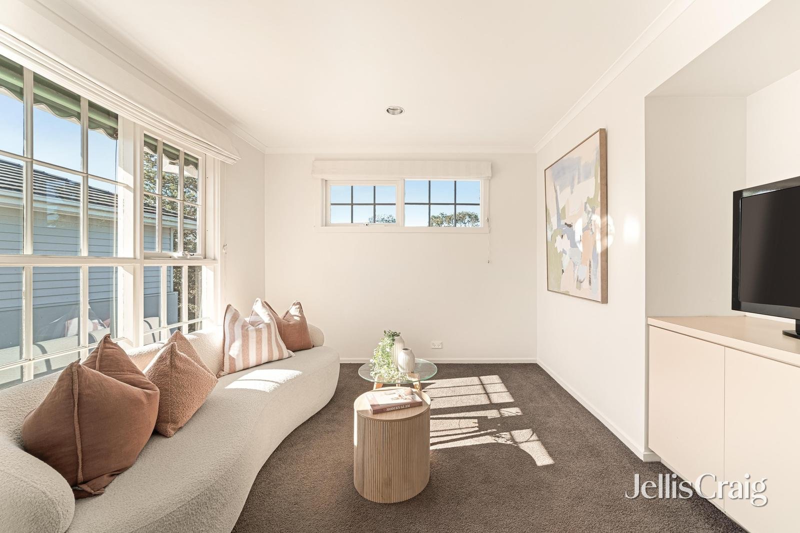 6 Regent Parade, Cheltenham image 8