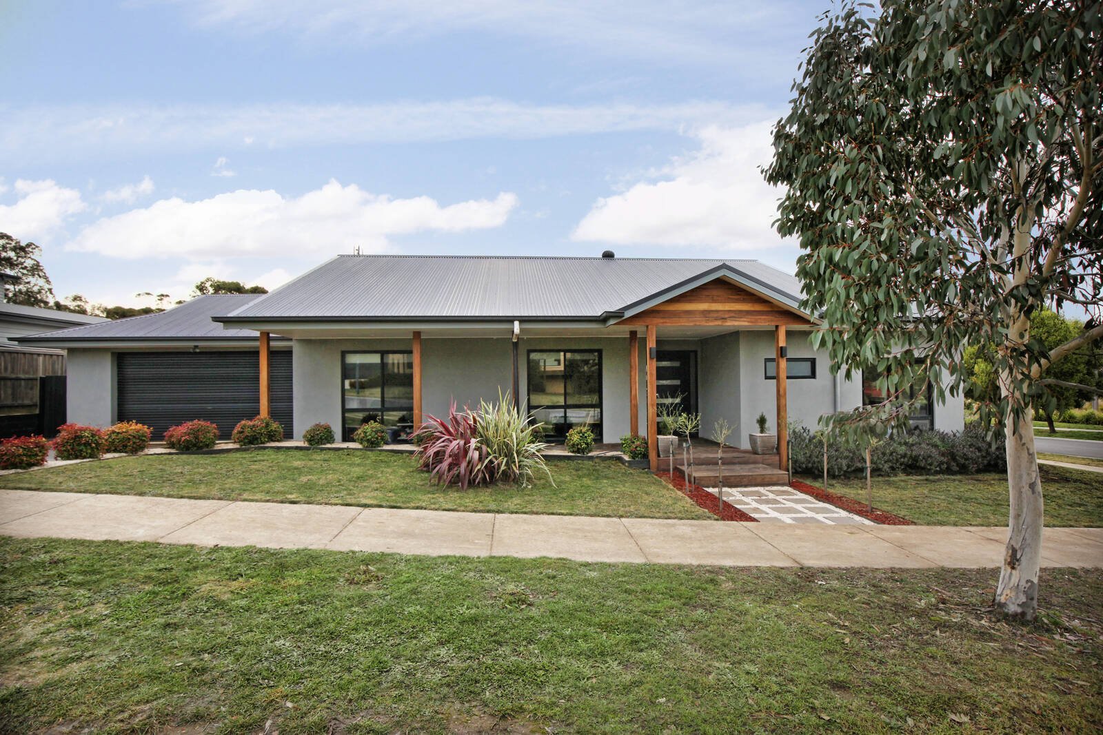 Property Gallery - Main Image